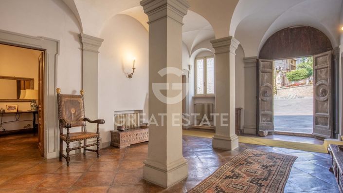 Image No.39-24 Bed Chateaux for sale