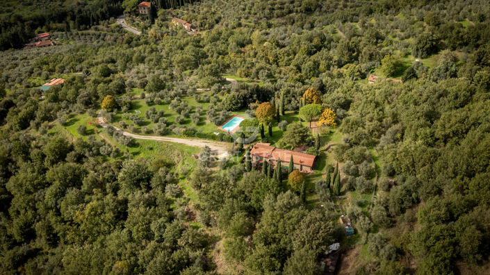 Image No.13-7 Bed Country House for sale