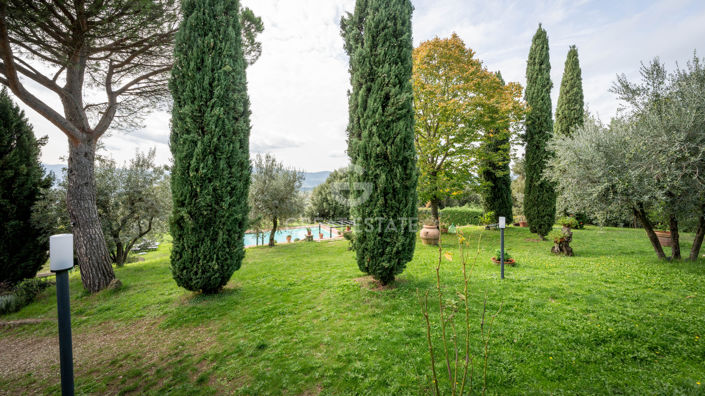 Image No.17-7 Bed Country House for sale