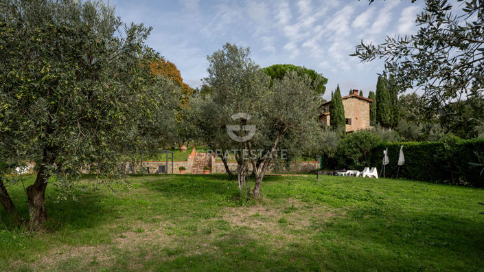 Image No.21-7 Bed Country House for sale