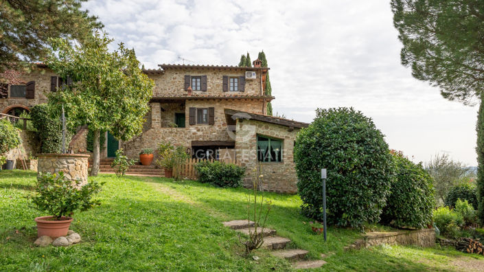 Image No.23-7 Bed Country House for sale