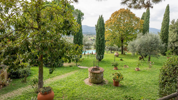 Image No.26-7 Bed Country House for sale