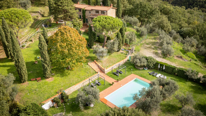 Image No.5-7 Bed Country House for sale