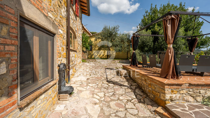 Image No.13-3 Bed Country House for sale