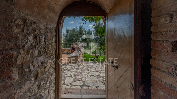 Image No.22-3 Bed Country House for sale