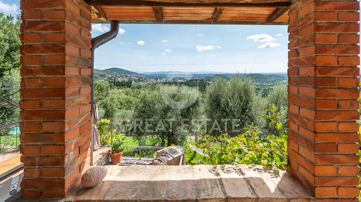 Image No.24-3 Bed Country House for sale