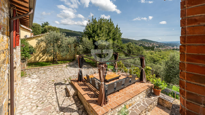 Image No.28-3 Bed Country House for sale