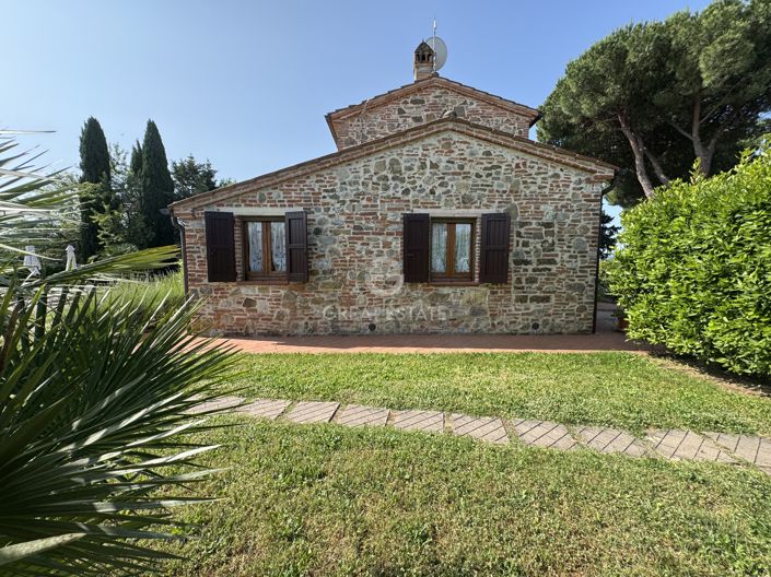 Image No.11-5 Bed Country House for sale