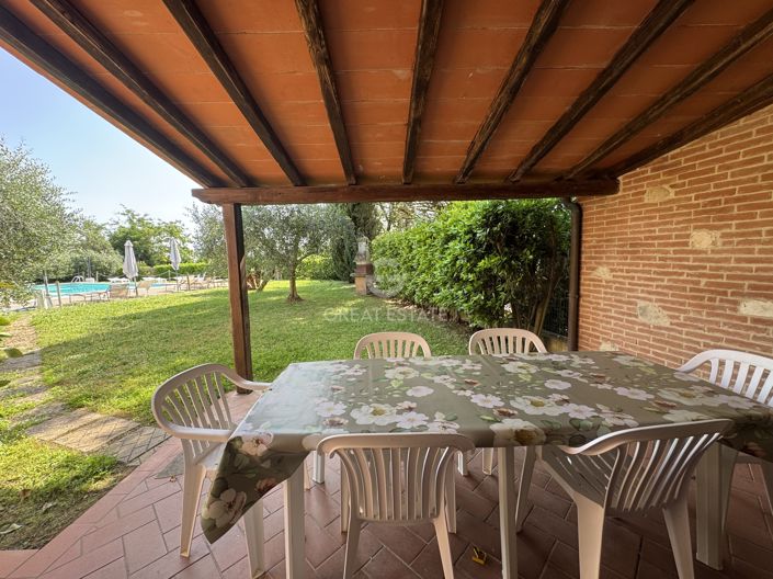 Image No.18-5 Bed Country House for sale