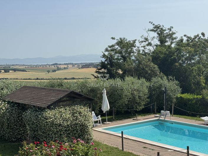 Image No.19-5 Bed Country House for sale