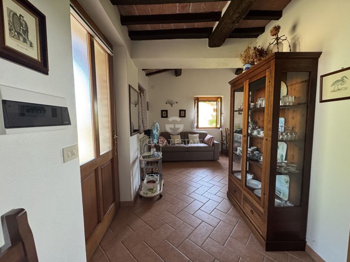 Image No.20-5 Bed Country House for sale