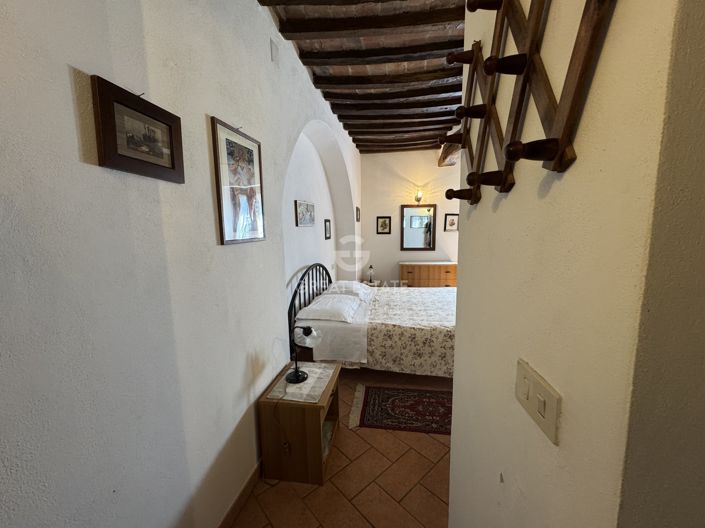 Image No.32-5 Bed Country House for sale