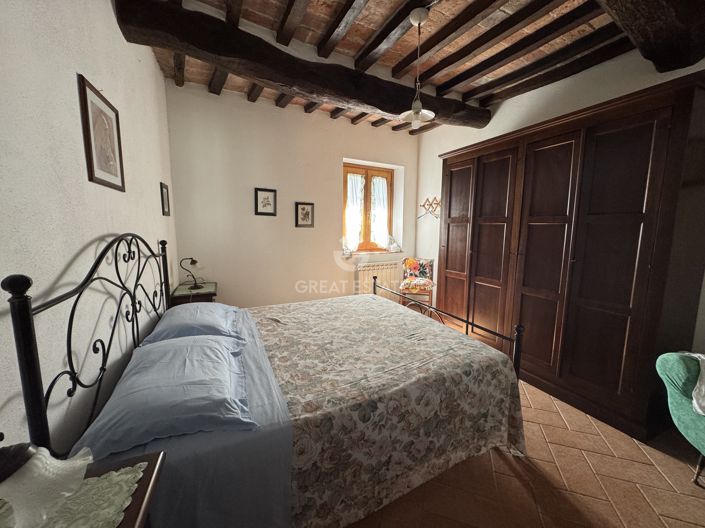 Image No.6-5 Bed Country House for sale