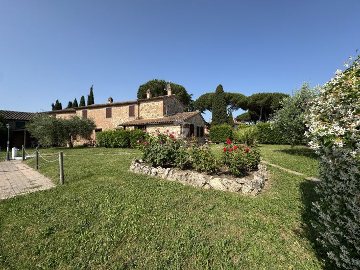 Image No.7-5 Bed Country House for sale