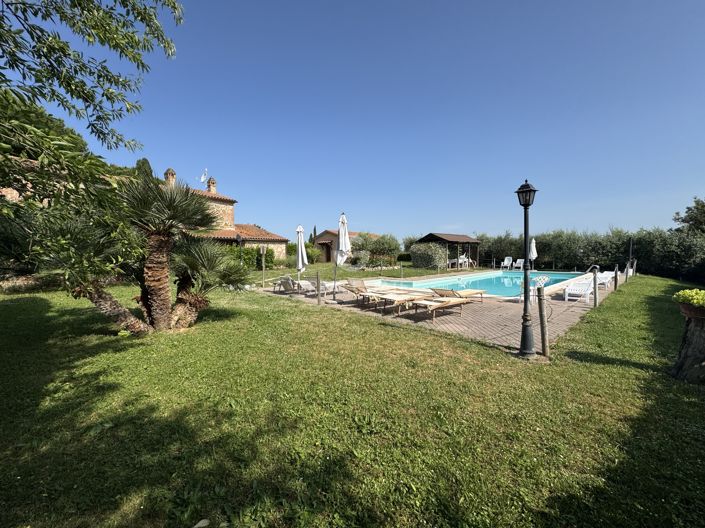 Image No.8-5 Bed Country House for sale