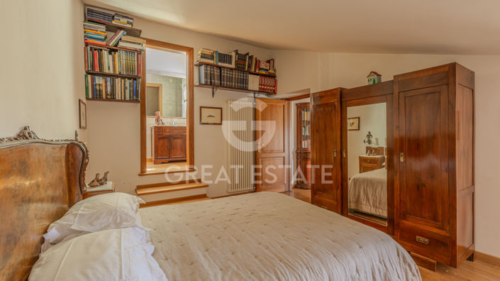 Image No.20-3 Bed Property for sale