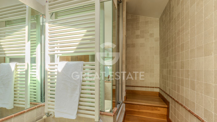 Image No.23-3 Bed Property for sale