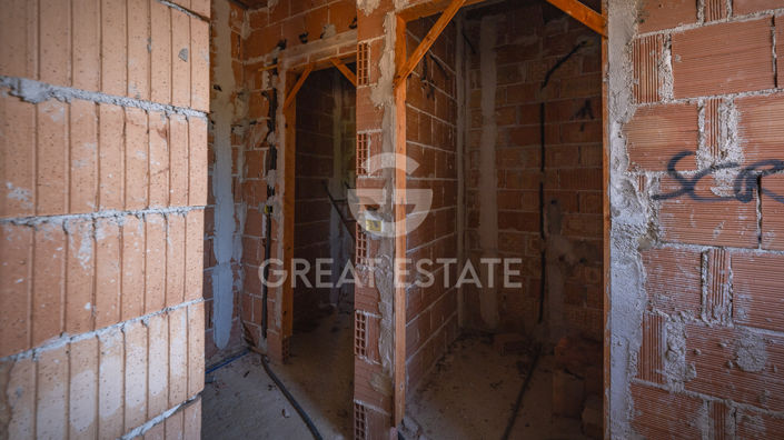 Image No.39-5 Bed Country House for sale