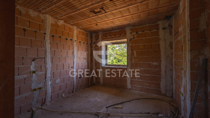 Image No.41-5 Bed Country House for sale