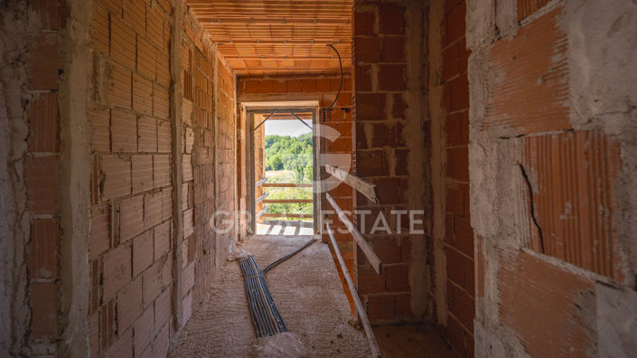 Image No.44-5 Bed Country House for sale