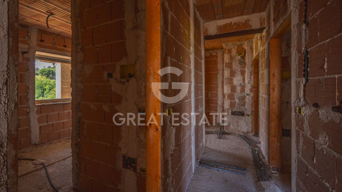 Image No.47-5 Bed Country House for sale