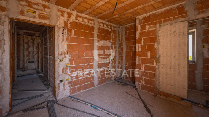 Image No.54-5 Bed Country House for sale