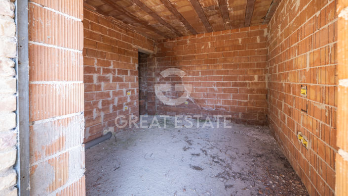 Image No.57-5 Bed Country House for sale