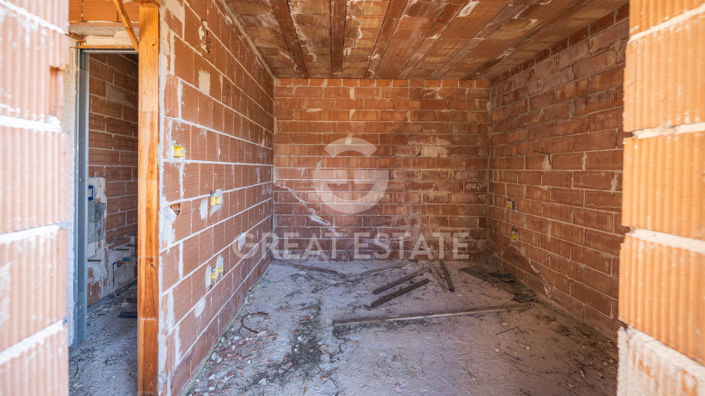 Image No.59-5 Bed Country House for sale