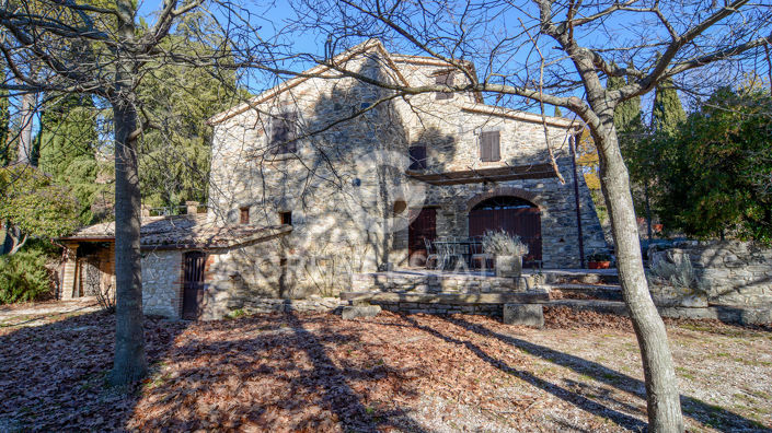 Image No.15-5 Bed Country House for sale