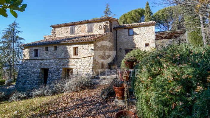 Image No.19-5 Bed Country House for sale