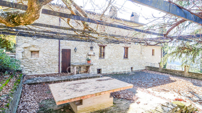 Image No.28-5 Bed Country House for sale