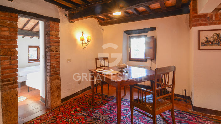 Image No.31-5 Bed Country House for sale