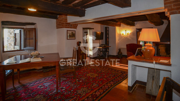Image No.32-5 Bed Country House for sale