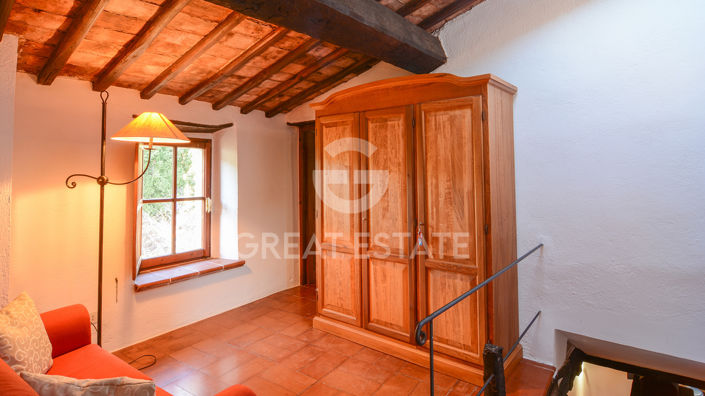Image No.43-5 Bed Country House for sale