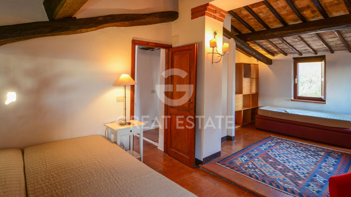 Image No.47-5 Bed Country House for sale