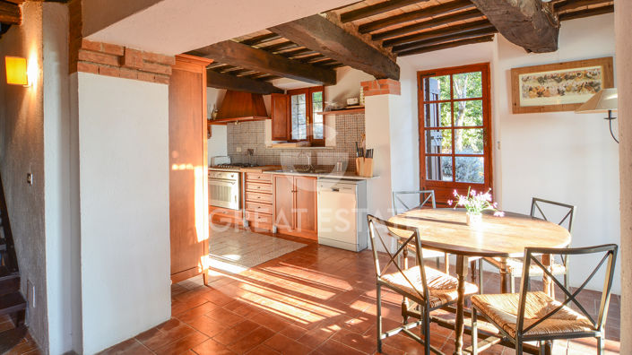 Image No.6-5 Bed Country House for sale