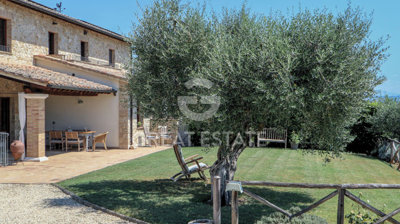 Maison de campagne de 3 chambres à vendre à Penna in Teverina