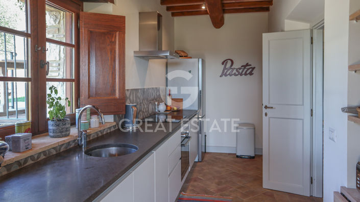 Image No.15-3 Bed Country House for sale