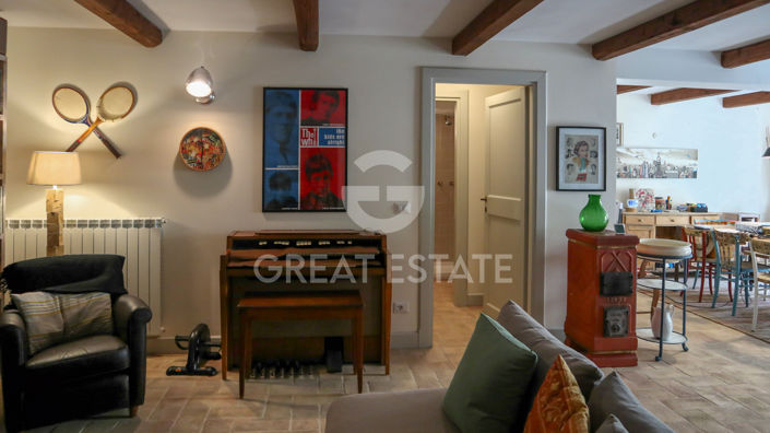 Image No.19-3 Bed Country House for sale