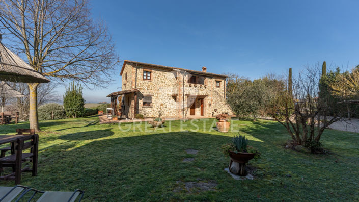 Image No.10-5 Bed Country House for sale