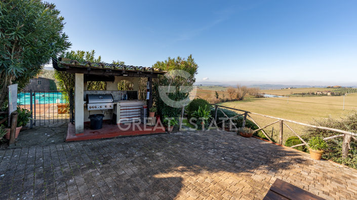 Image No.15-5 Bed Country House for sale