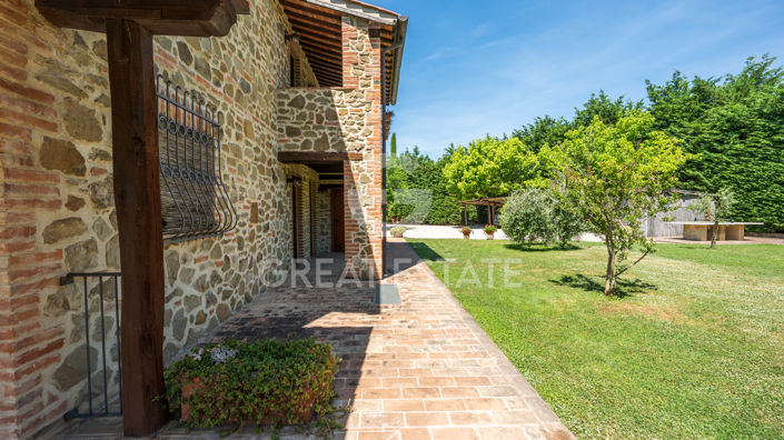 Image No.19-5 Bed Country House for sale