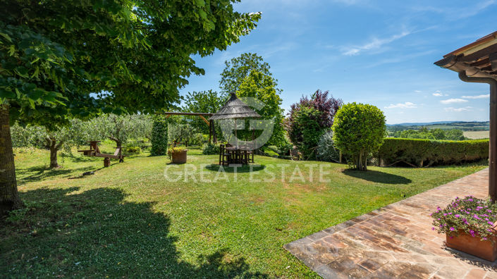 Image No.20-5 Bed Country House for sale