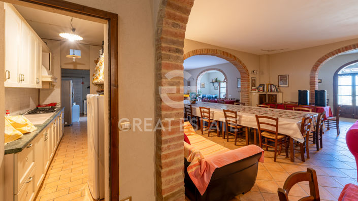 Image No.27-5 Bed Country House for sale