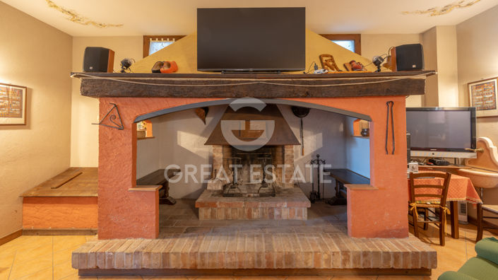 Image No.29-5 Bed Country House for sale