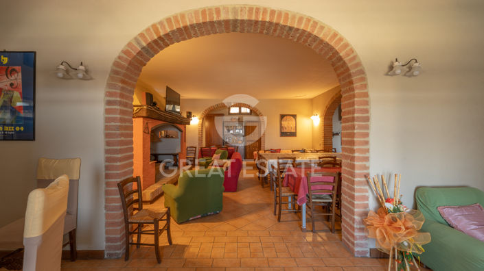 Image No.30-5 Bed Country House for sale