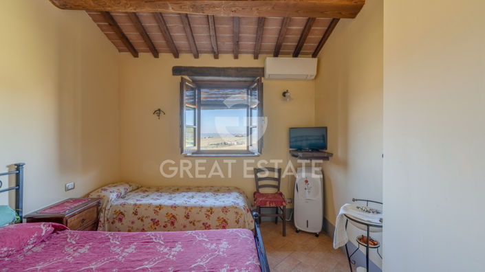 Image No.44-5 Bed Country House for sale