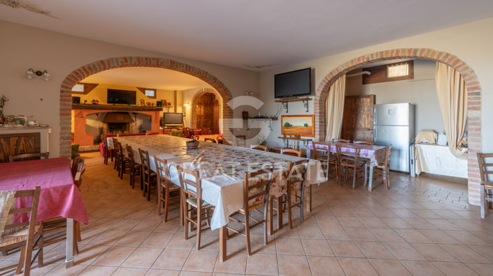 Image No.5-5 Bed Country House for sale