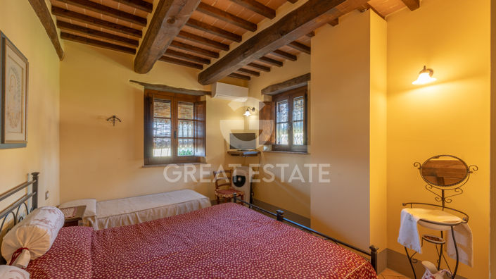 Image No.51-5 Bed Country House for sale