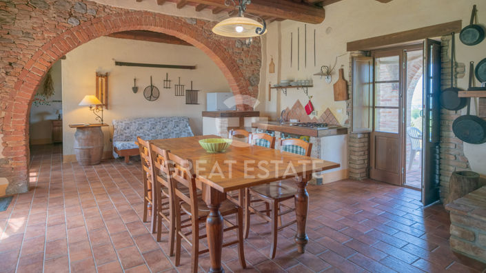 Image No.29-25 Bed Country House for sale